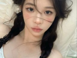 beautiful-students-260924-260924-091