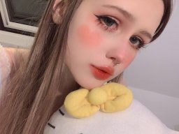 beautiful-students-260924-260924-091