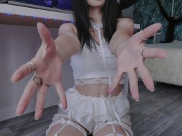 beautiful-students-260924-260924-091