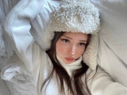beautiful-students-260924-260924-092