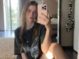 beautiful-students-260924-260924-092