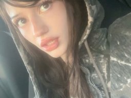 beautiful-students-260924-260924-092