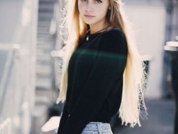 beautiful-students-260924-260924-092