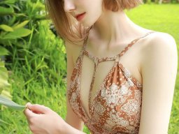 beautiful-students-260924-260924-092