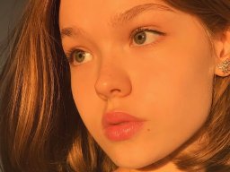 beautiful-students-260924-260924-092