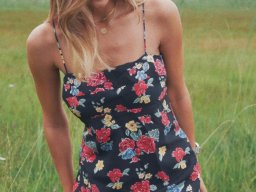 beautiful-students-260924-260924-092