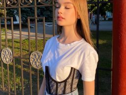 beautiful-students-260924-260924-092