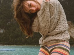 beautiful-students-260924-260924-093