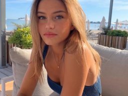 beautiful-students-260924-260924-093