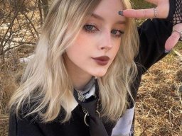 beautiful-students-260924-260924-093
