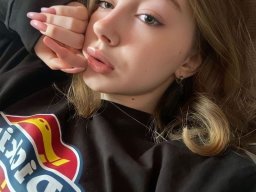 beautiful-students-260924-260924-093