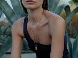 beautiful-students-260924-260924-093