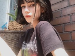 beautiful-students-260924-260924-093