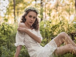 beautiful-students-260924-260924-093