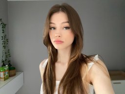 beautiful-students-260924-260924-093