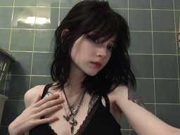 beautiful-students-260924-260924-093