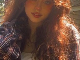 beautiful-students-260924-260924-093