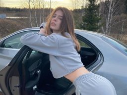 beautiful-students-260924-260924-093