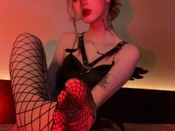 beautiful-students-260924-260924-093