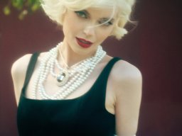 beautiful-students-260924-260924-093