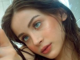 beautiful-students-260924-260924-093