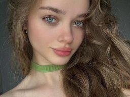beautiful-students-260924-260924-093