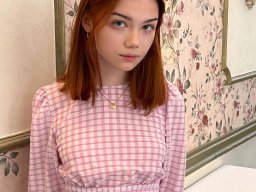 beautiful-students-260924-260924-093