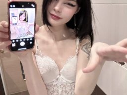 beautiful-students-260924-260924-093