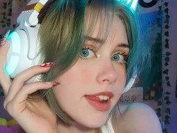beautiful-students-260924-260924-093