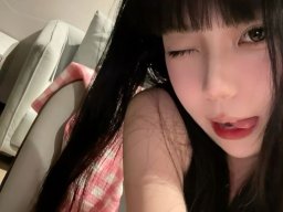 beautiful-students-260924-260924-094