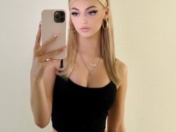 beautiful-students-260924-260924-094