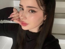 beautiful-students-260924-260924-094
