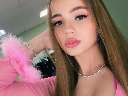 beautiful-students-260924-260924-094