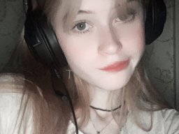 beautiful-students-260924-260924-094