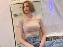beautiful-students-260924-260924-094