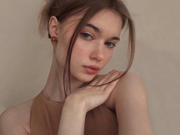 beautiful-students-260924-260924-095