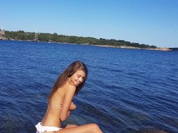 beautiful-students-260924-260924-095