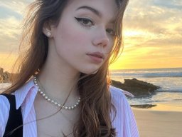 beautiful-students-260924-260924-095