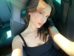 beautiful-students-260924-260924-095