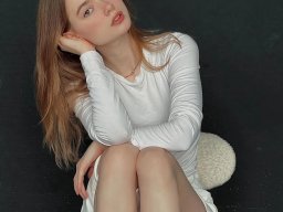 beautiful-students-260924-260924-096