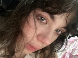 beautiful-students-260924-260924-096