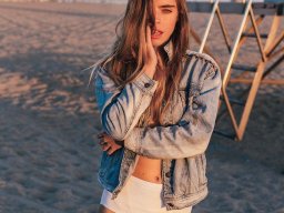 beautiful-students-260924-260924-096