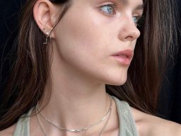 beautiful-students-260924-260924-096