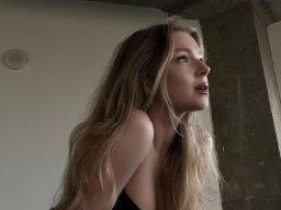 beautiful-students-260924-260924-097