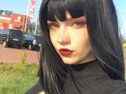 beautiful-students-260924-260924-098