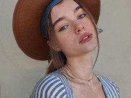 beautiful-students-260924-260924-098