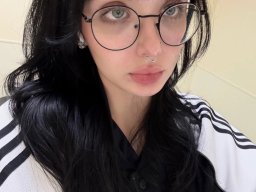 beautiful-students-260924-260924-098