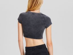 body-260928-body-260928-001