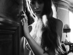 photoshoot-260928-photoshoot-260928-001