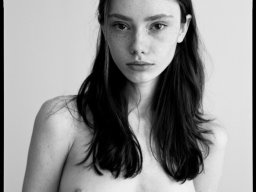 photoshoot-260928-photoshoot-260928-001